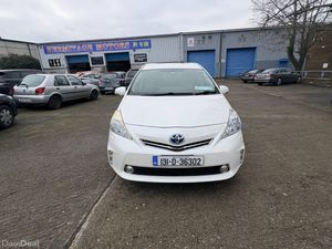 Toyota Prius Alpha Hybrid 7 Seater 2013 - Image 2