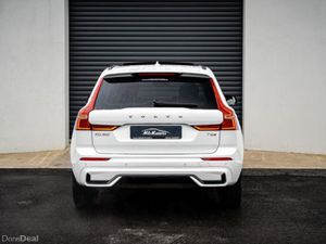 Volvo XC60 T6 Phev Plus Dark AWD - Image 3