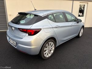 181 Opel Astra SC 1.6 CDTI 110PS - Image 4
