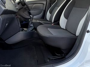 2016 Dacia Sandero *LowMls - Image 4