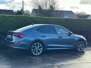 22 Skoda Octavia 1.5 SEL € 21550 inc Vrt - Image 4