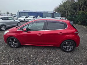 Peugeot 208 Automatic 2015 Low Miles - Image 4