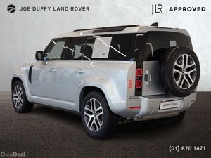 Land Rover Defender 110 XS Edition  P400 e 404 AWD - Image 3
