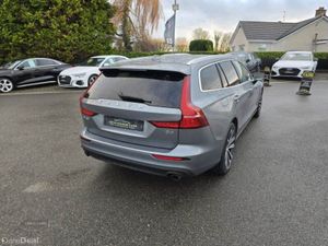 Volvo V60 Momentum - Image 4