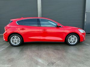 Ford Focus 1.5 TDCI TITANIUM 120PS 5DR - Image 3