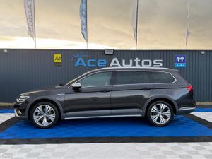 Volkswagen Passat ALLTRACK - 4WD - 2.0L DIESEL - A - Image 4