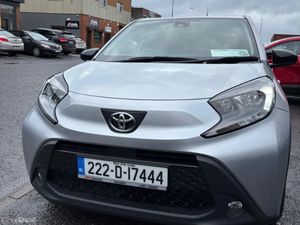 2022 Toyota Aygo  1.0 VVT-I  X -Play Smartphone - Image 3