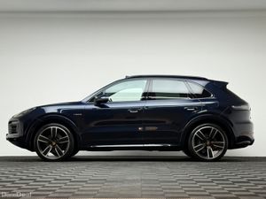 Porsche Cayenne CAYENNE 3.0 V6 E-HYBRID *HUGE SPEC - Image 4