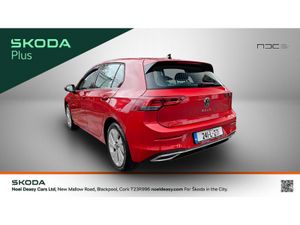 Volkswagen Golf STYLE 2.0 TDI 115 BHP 5DR- AS NEW - Image 2