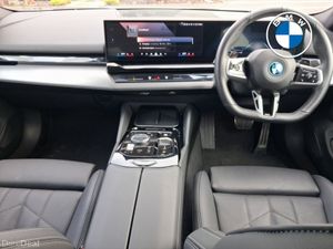 BMW 5-Series 530e M Sport Saloon - Image 4