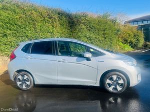 Honda Fit DAA-GP5 - Image 4