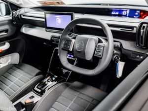 Citroen C3 Aircross Plus Hybrid Auto 145HP - Image 2