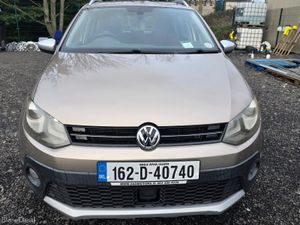 Volkswagen Polo 2016 Automatic - Image 2