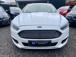 Ford Mondeo 1.6 TDCi ,Manual,Big Screen - Image 3