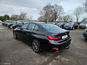 BMW 3-Series Sport 3SSG 4DR Auto - Image 4