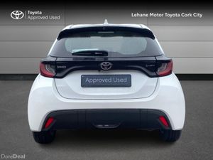 Toyota Yaris HYBRID 115 LUNA - Image 4