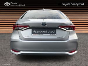 Toyota Corolla COROLLA LUNA SPORT SALOON - Image 4