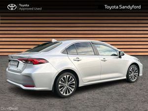 Toyota Corolla COROLLA LUNA SPORT SALOON - Image 2