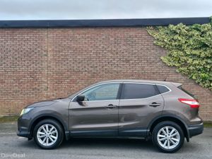 Nissan Qashqai 1.5 DSL LOW MILAGE - Image 3