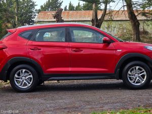 2016 Hyundai Tucson 1.6 GDI Petrol Comfort - Image 3