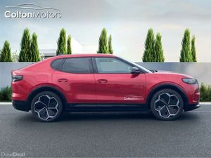 Ford Capri Premium 77kWh Extended Range - Image 4