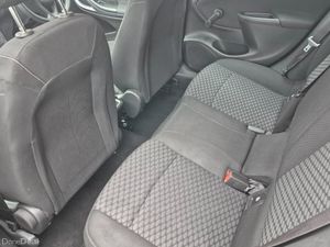 Opel Astra 1.4 Low Mileage 2018 - Image 4