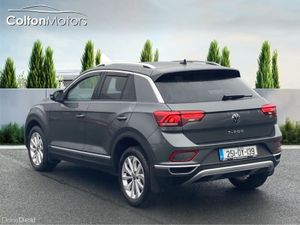 Volkswagen T-Roc STYLE 2.0 TDi (ONLY 6,500kms) - Image 3