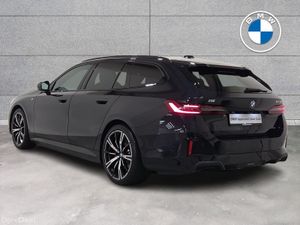 BMW i5 eDrive40 M Sport Pro Touring - Image 3