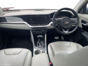 Kia Niro 1.6 GDI PLUG-IN HYBRID PE Auto - Image 2
