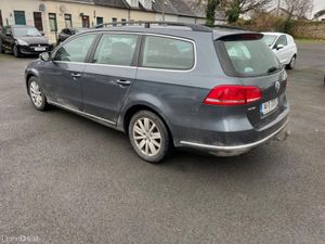 Volkswagen Passat CL 1.6 BLUEMOTION MANUAL 6SPEED - Image 3