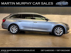 Skoda Superb 1.6 TDI 120 BHP COMBI STYLE * LOW KMS - Image 2