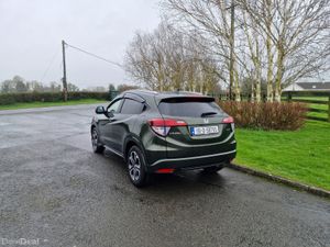 Honda Vezel Automatic Hybrid (NCT & TAXED)!!! - Image 4