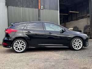 Ford Focus 2018 st line - Image 3