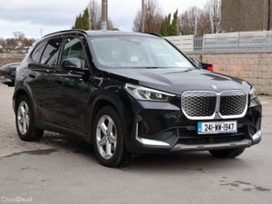 BMW iX1 eDrive20 Sport LOW MILEAGE - Image 3