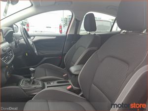 Ford Focus 1.5 TDCi 120PS Zetec - Image 3