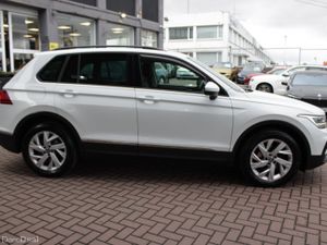 Volkswagen Tiguan 2021 - Image 3