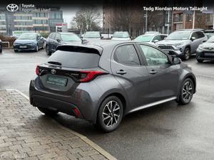 Toyota Yaris 1.5 LUNA SPORT 4DR AUTO - Image 2