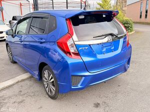 Honda Fit Hybrid 2014 - Image 3