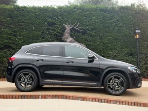 2023 Mercedes-Benz GLA 250e AMG 1 owner - Image 3