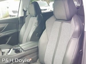 Peugeot 5008 ALLURE - Image 4