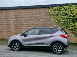 Renault Captur SIGNATURE 1.5 DCI - Image 3