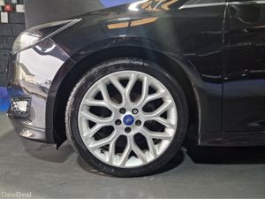 Ford Focus ZETEC S TDCI **LOW MILAGE** - Image 2