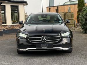 Stunning 221 Mercedes E220d Avantgarde! - Image 2