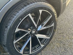 Skoda Kodiaq 2023 Sportline pan roof - Image 3