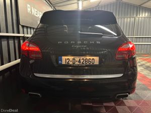 2012 Porsche Cayenne  3.0D Sport Model - Image 2