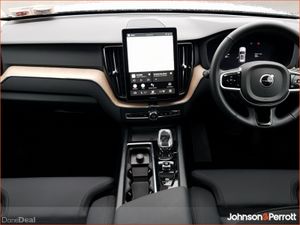 Volvo XC60 T6 350bhp AWD PHEV Plus Dark (Panoramic - Image 2