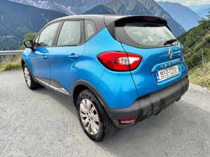 2015 Renault Captur dCi 90 LIFE1.5 Dsl - Image 2