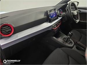 SEAT Ibiza Hatchback FR Edition - Image 3