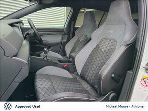 Volkswagen Golf 1.5 TSI 130BHP R-Line - Image 4