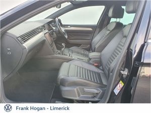 Volkswagen Passat 2.0 TDI 150HP R-Line -  Call / T - Image 4